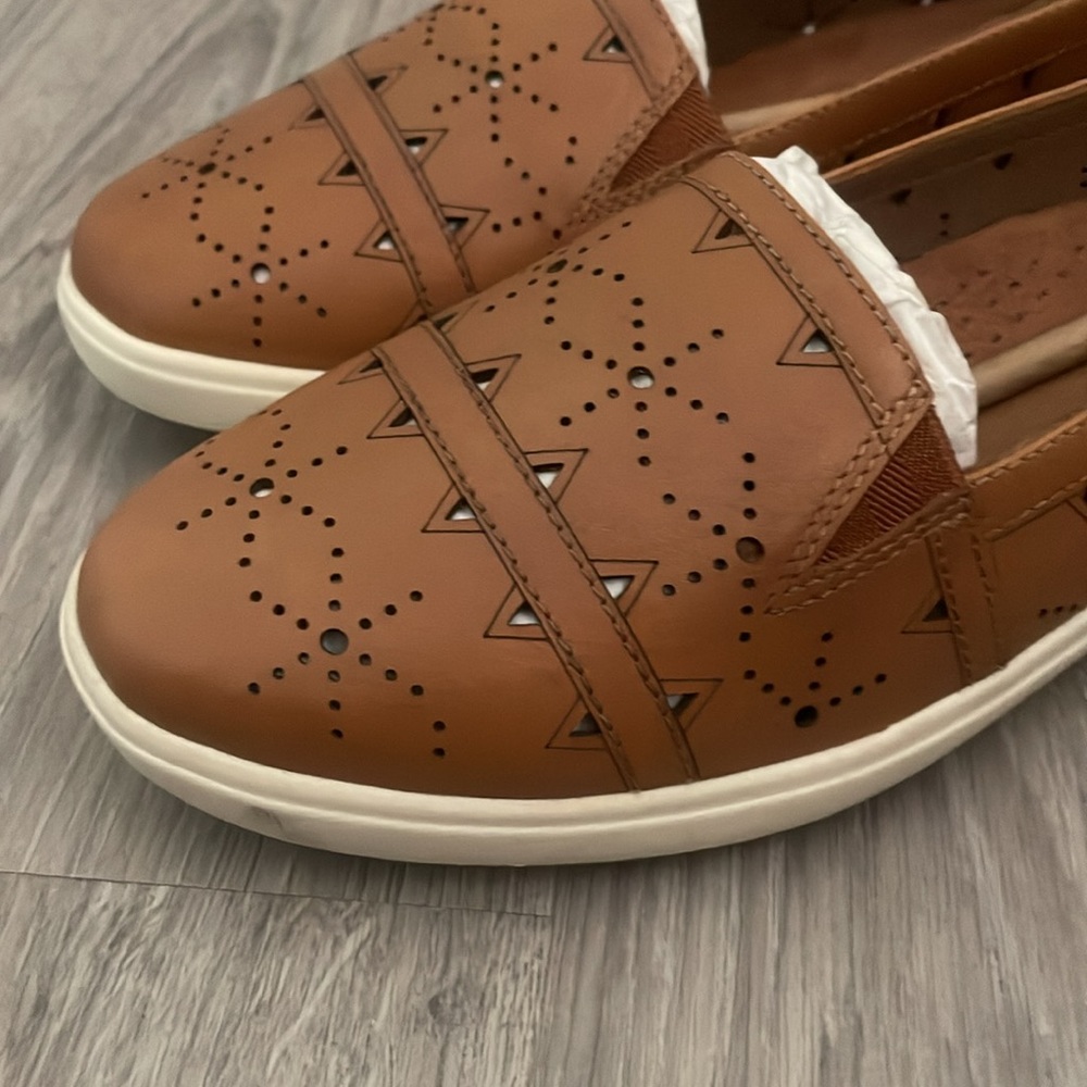 Cobb Hill new Pennifield Tan Leather Loafers Size 7.5 - Picture 10 of 10